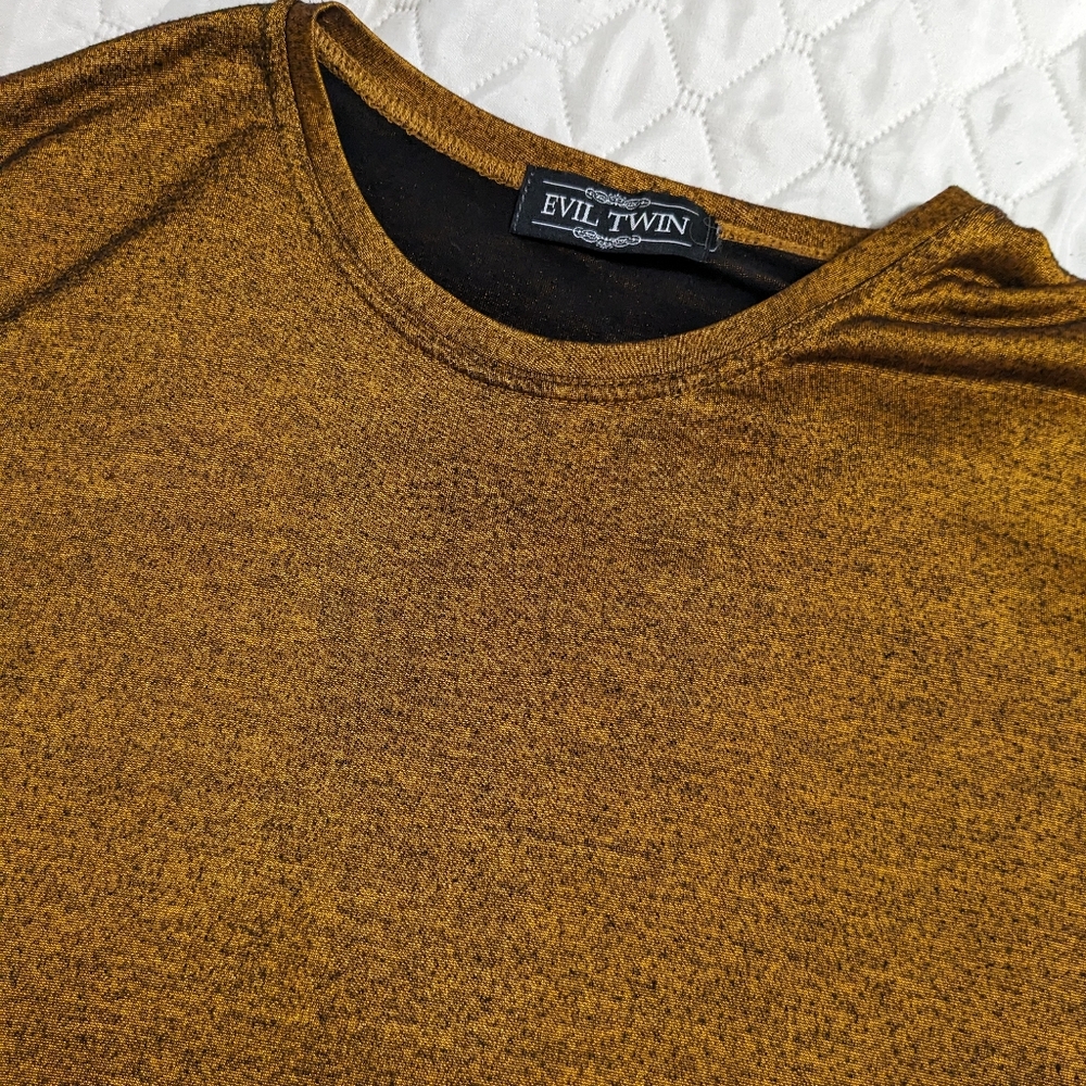 Reflective t-shirt - Picture 2 of 2